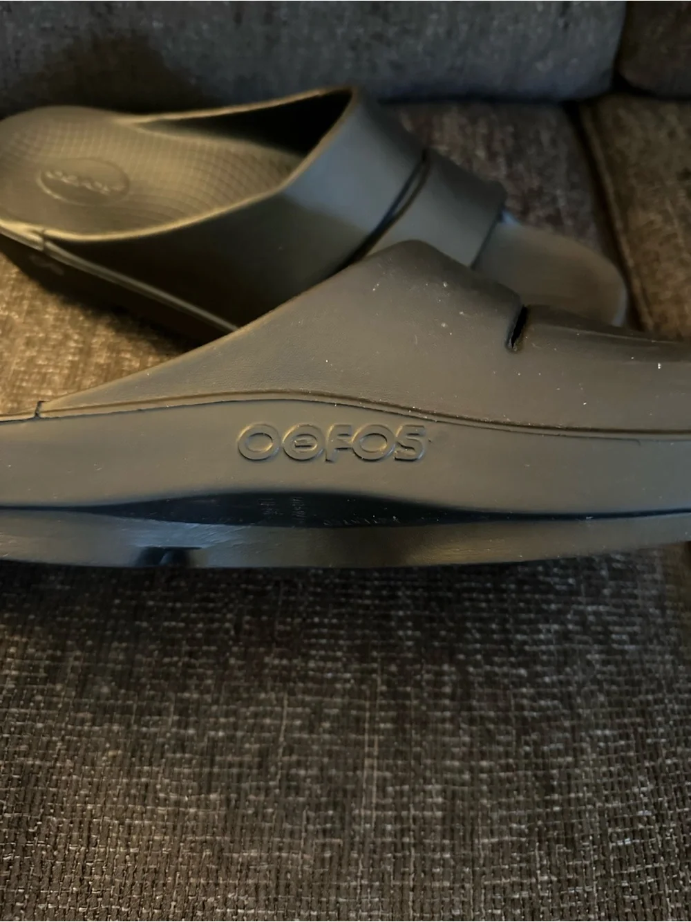 OOFOS Men's Black Slide Sandals